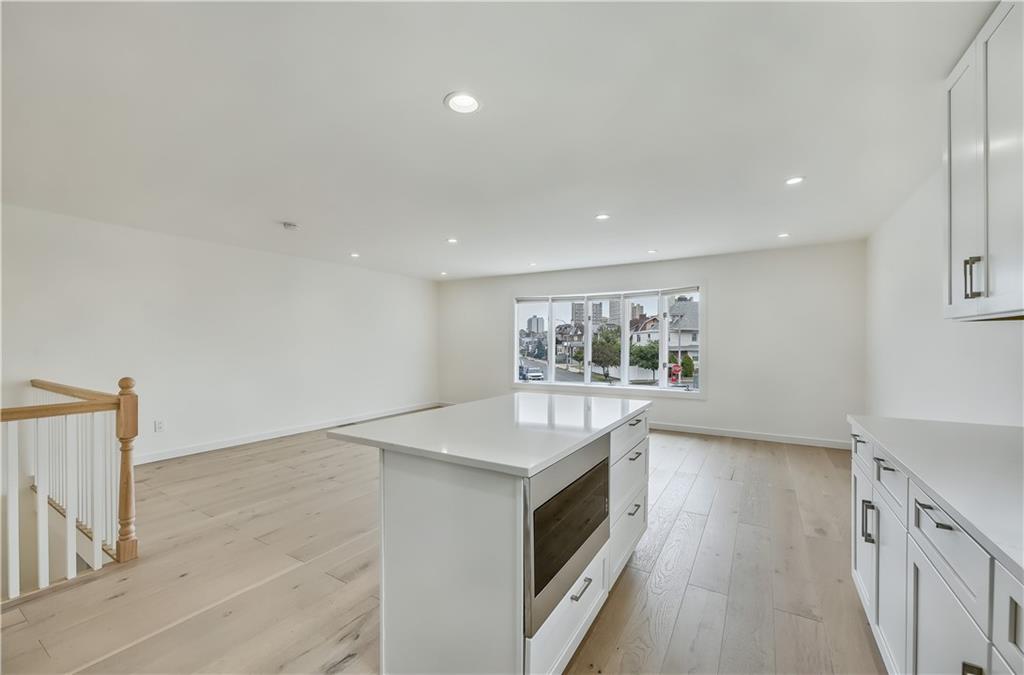 4330 Manhattan Avenue, Brooklyn, New York, 11224 image 17