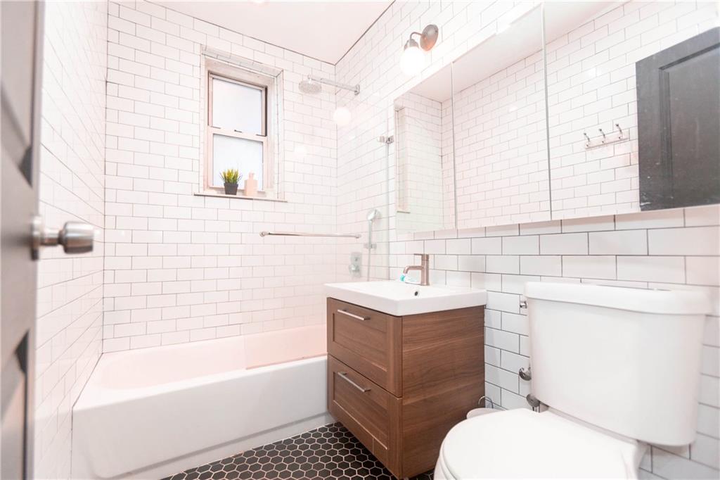 340 Haven Avenue 3A, New York, New York, 10033 image 7