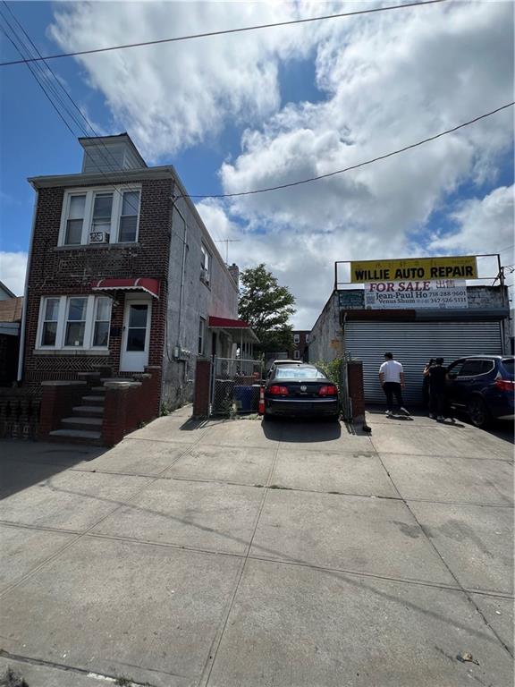 994 Remsen Avenue Image 3