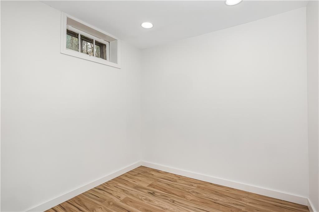 16511 Jewel Avenue, Flushing, New York, 11365 image 6