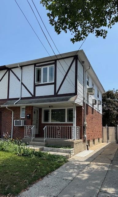 2721 East 64th Street Image 3