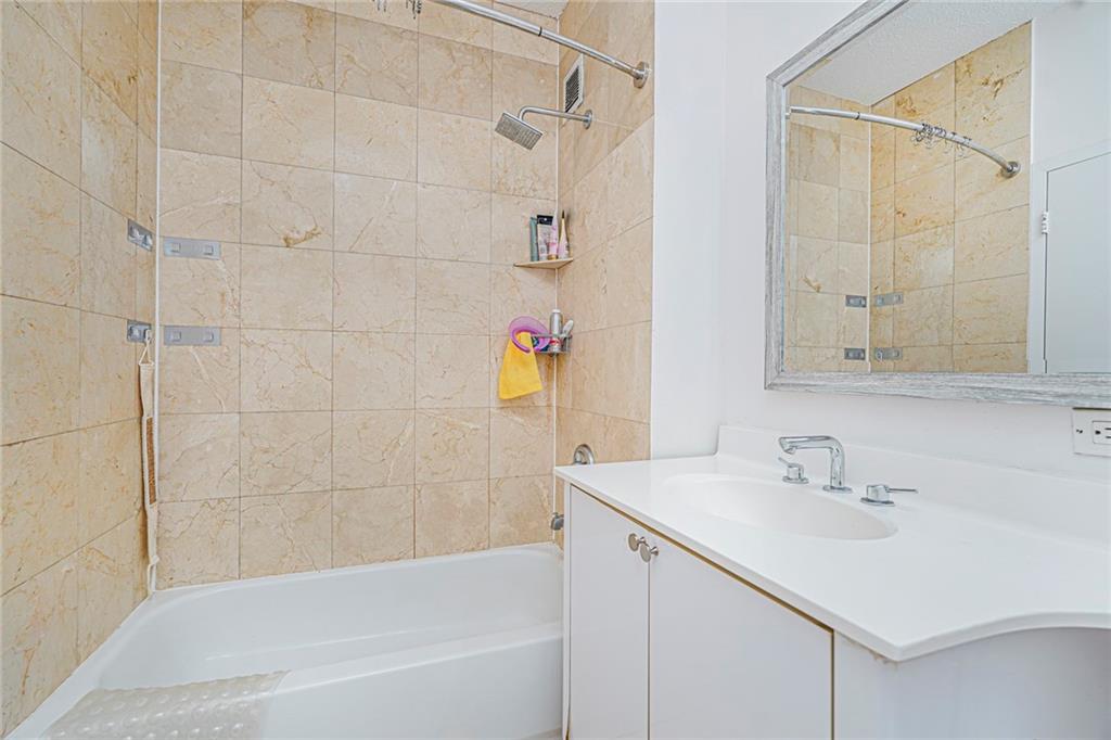 60 Oceana Drive 10A, Brooklyn, New York, 11235 image 15