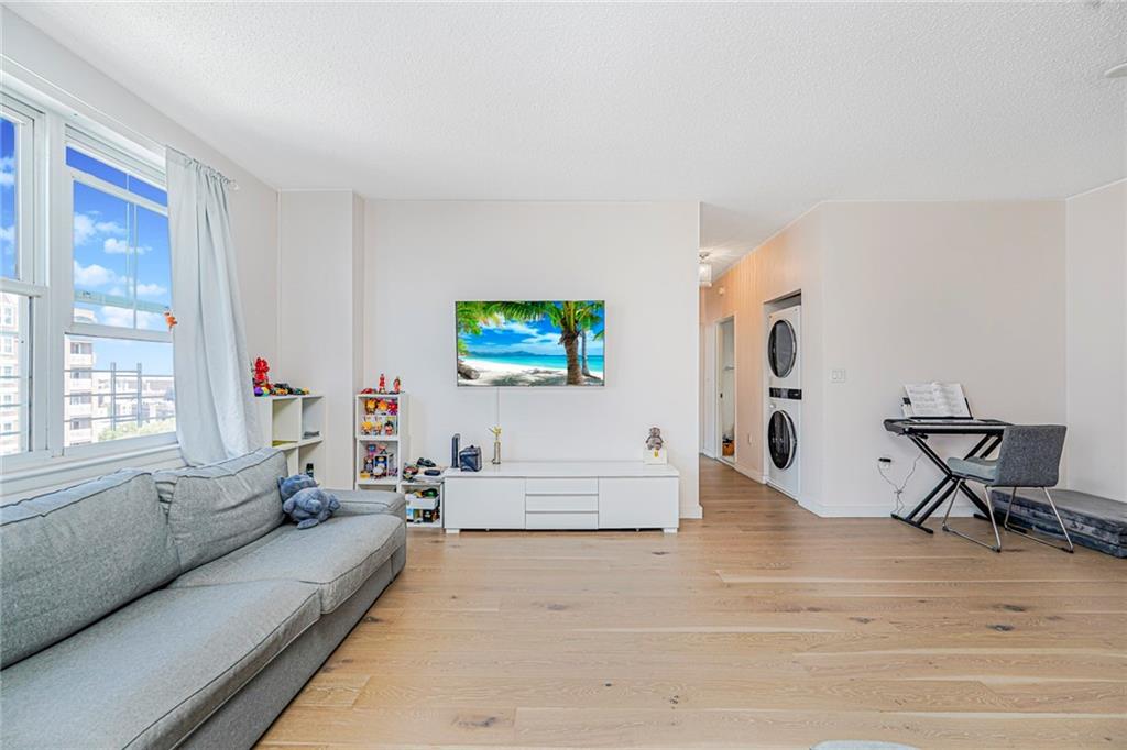 60 Oceana Drive 10A, Brooklyn, New York, 11235 image 6