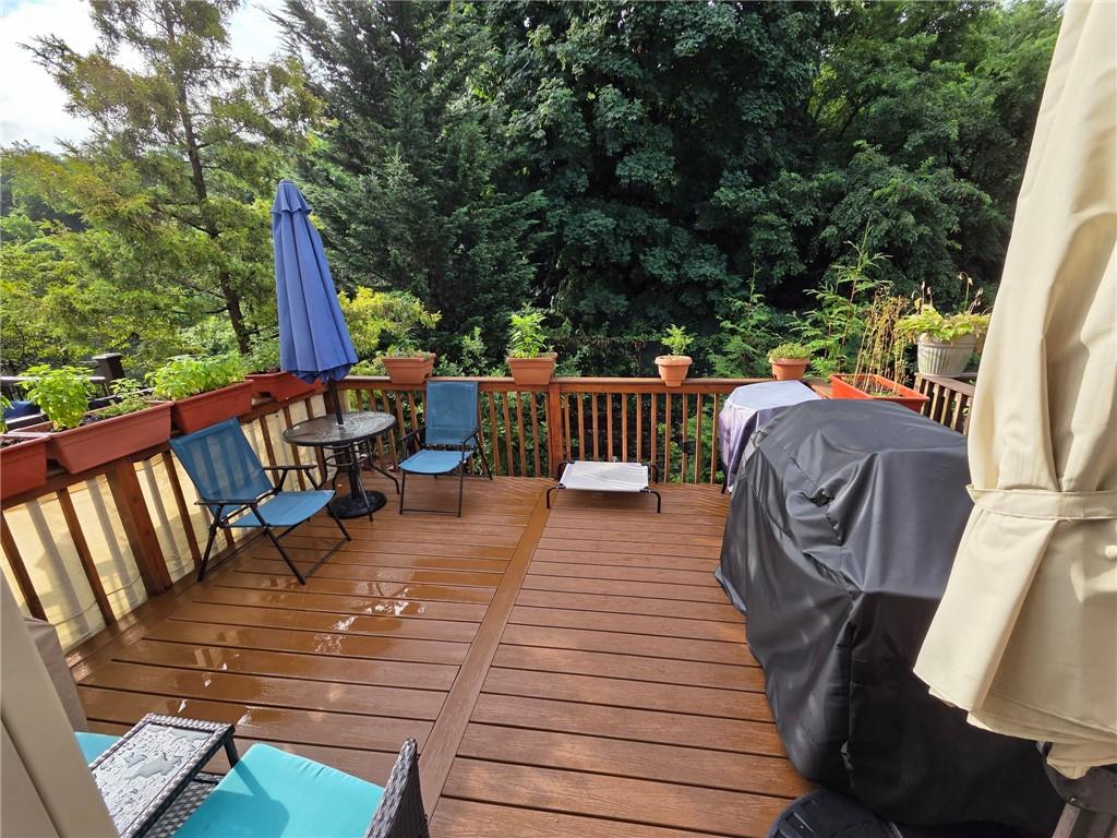 124 North Drive 124, Staten  Island, New York, 10305 image 25