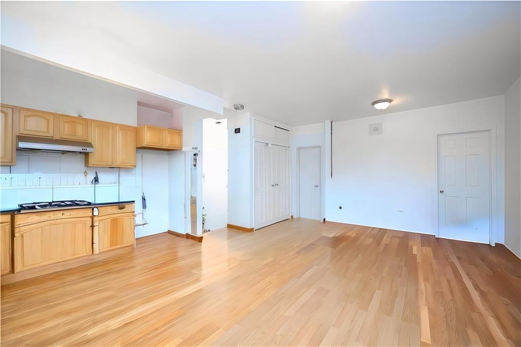 2481 East 15th Street, Brooklyn, New York, 11235 image 14