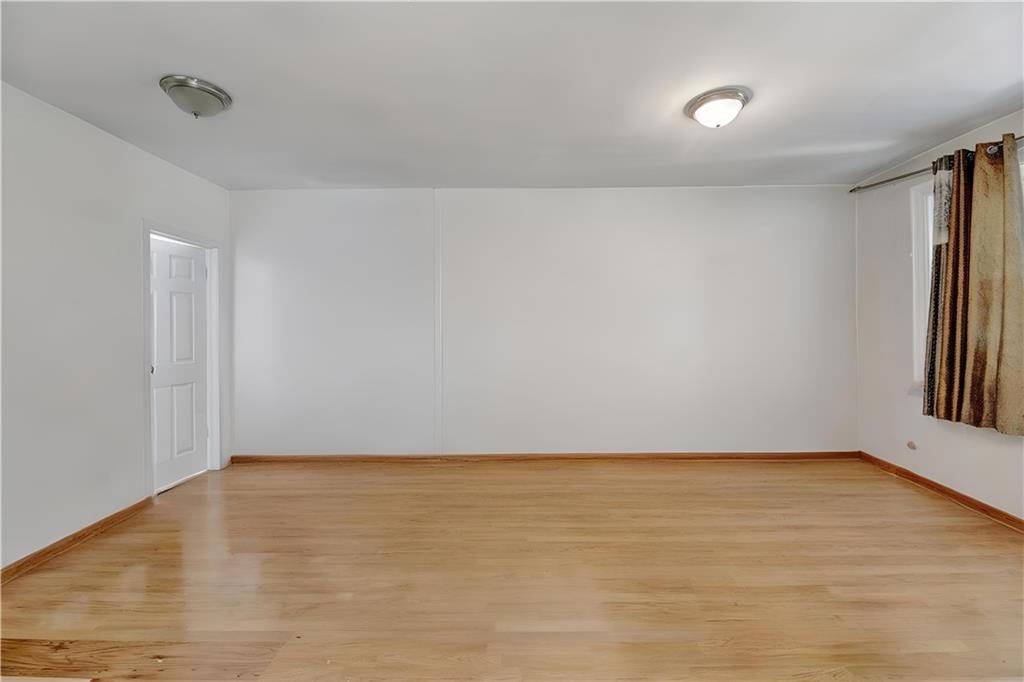 2481 East 15th Street, Brooklyn, New York, 11235 image 16
