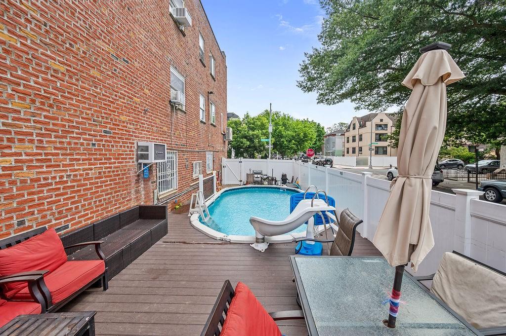 46 Rutherford Place, Brooklyn, New York, 11214 image 7