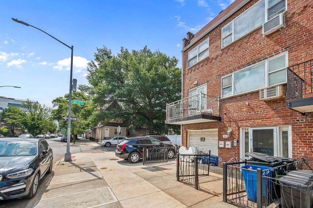 46 Rutherford Place, Brooklyn, New York, 11214 image 9