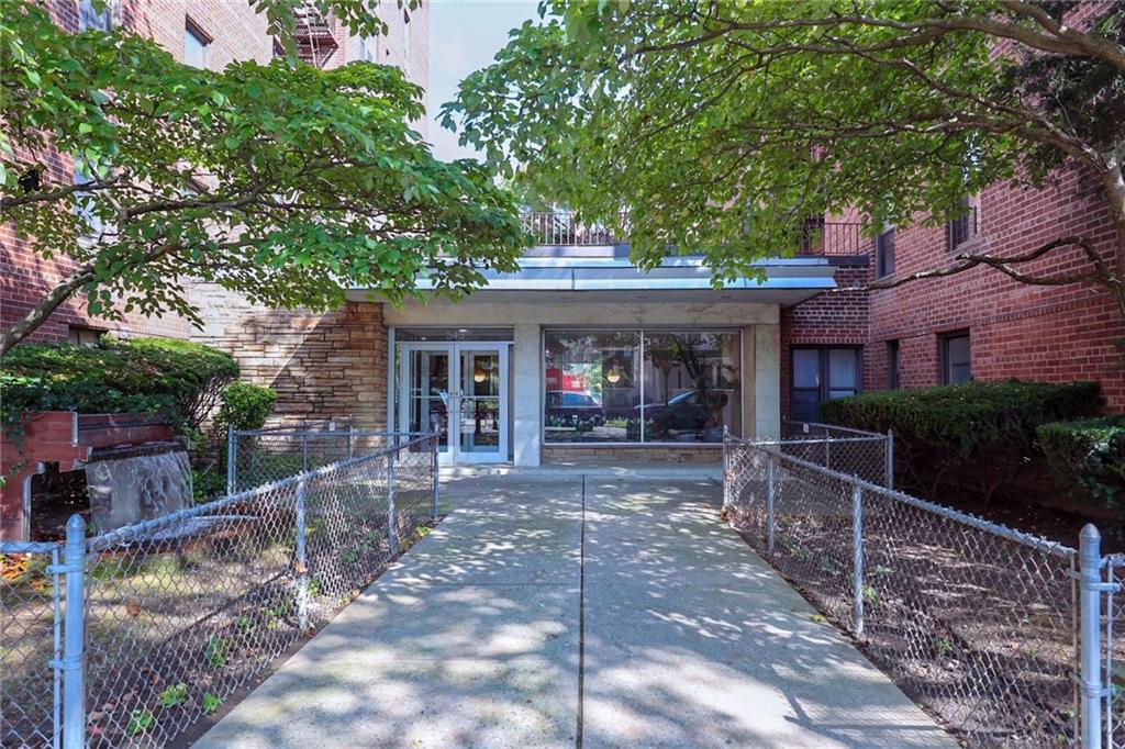 345 Webster Avenue 1O, Brooklyn, New York, 11230
