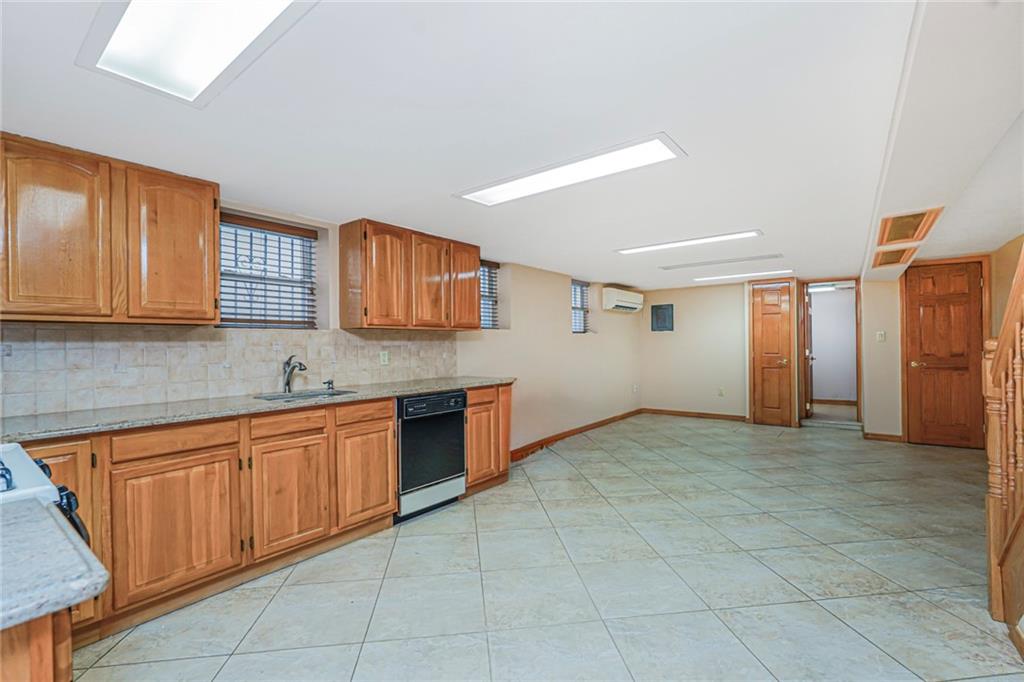 1223 77th Street, Brooklyn, New York, 11228 image 32