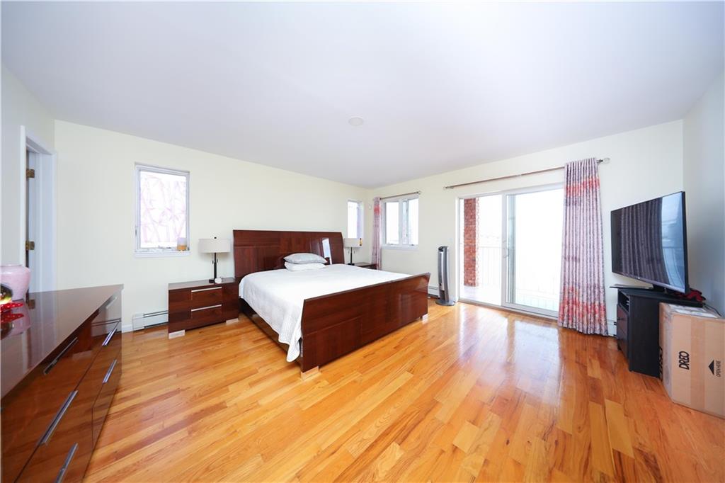 89-18 Beach Channel Drive, Rockaway Beach, New York, 11639 image 30