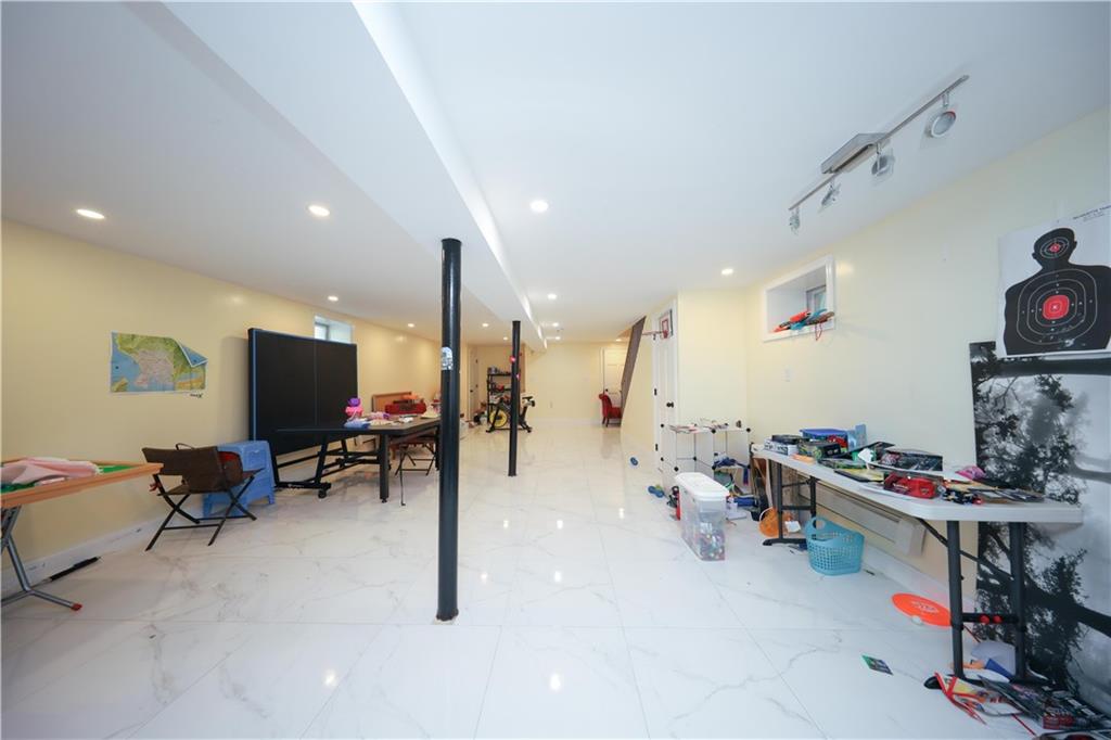 2154 East 23rd Street, Brooklyn, New York, 11229 image 18