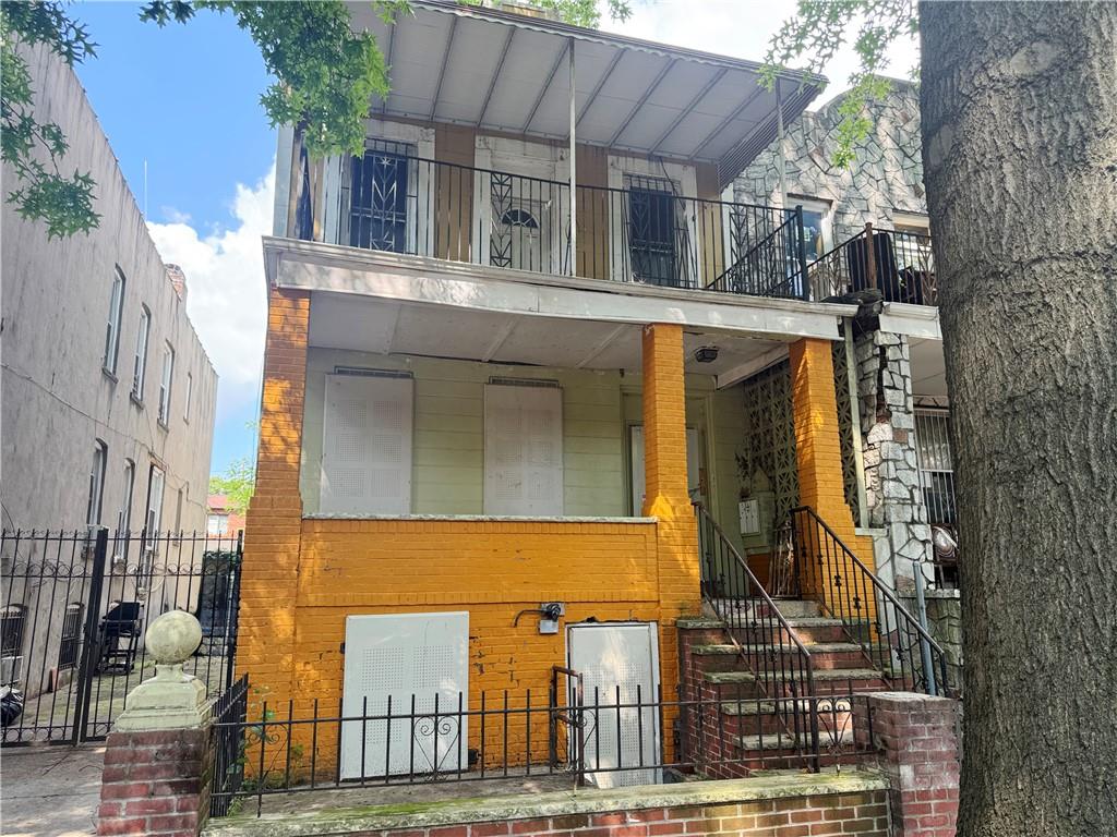 2044 Strauss Street, Brooklyn, New York, 11212