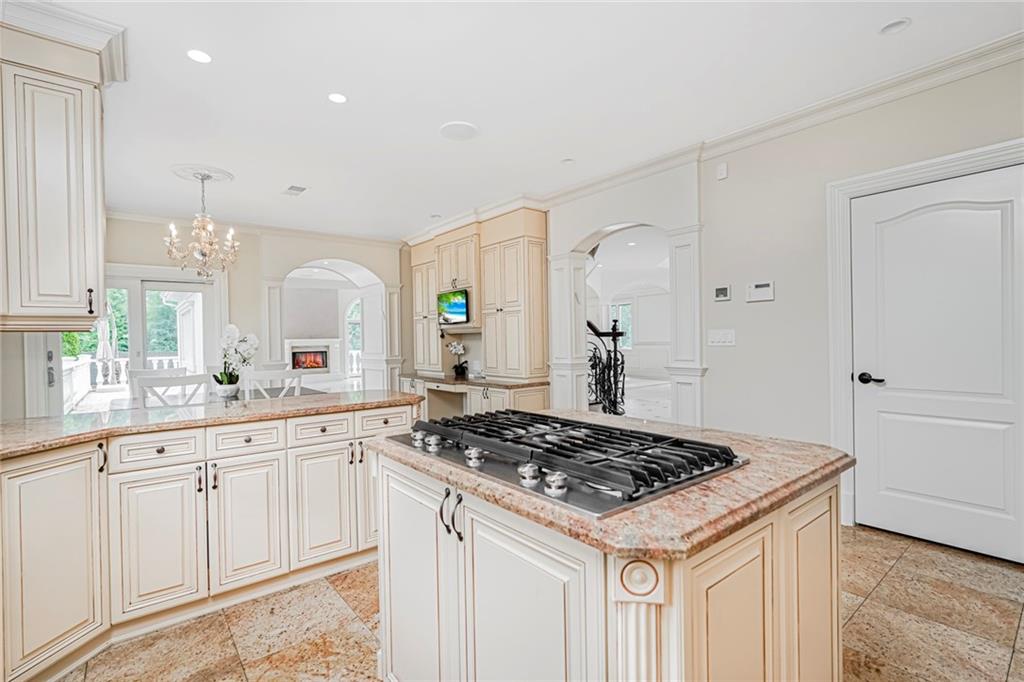35 Julieann Court, Staten  Island, New York, 10304 image 15