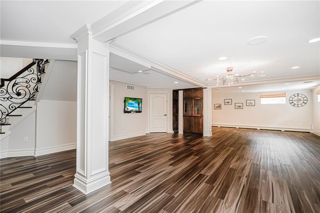 35 Julieann Court, Staten  Island, New York, 10304 image 27