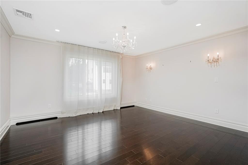35 Julieann Court, Staten  Island, New York, 10304 image 34