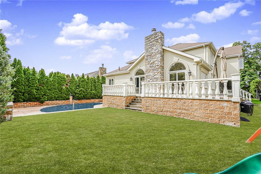 35 Julieann Court, Staten  Island, New York, 10304 image 49