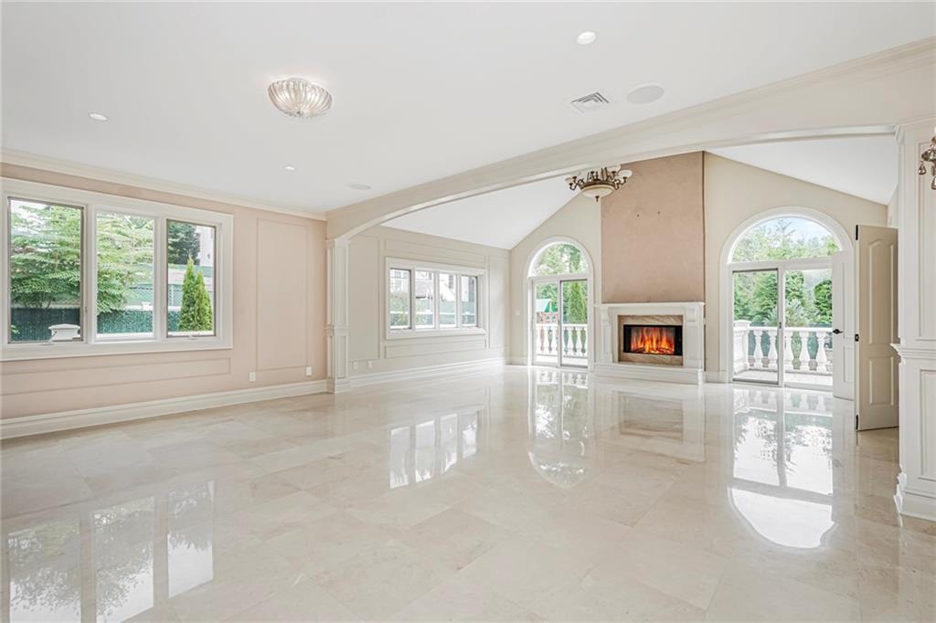 35 Julieann Court, Staten  Island, New York, 10304 image 7