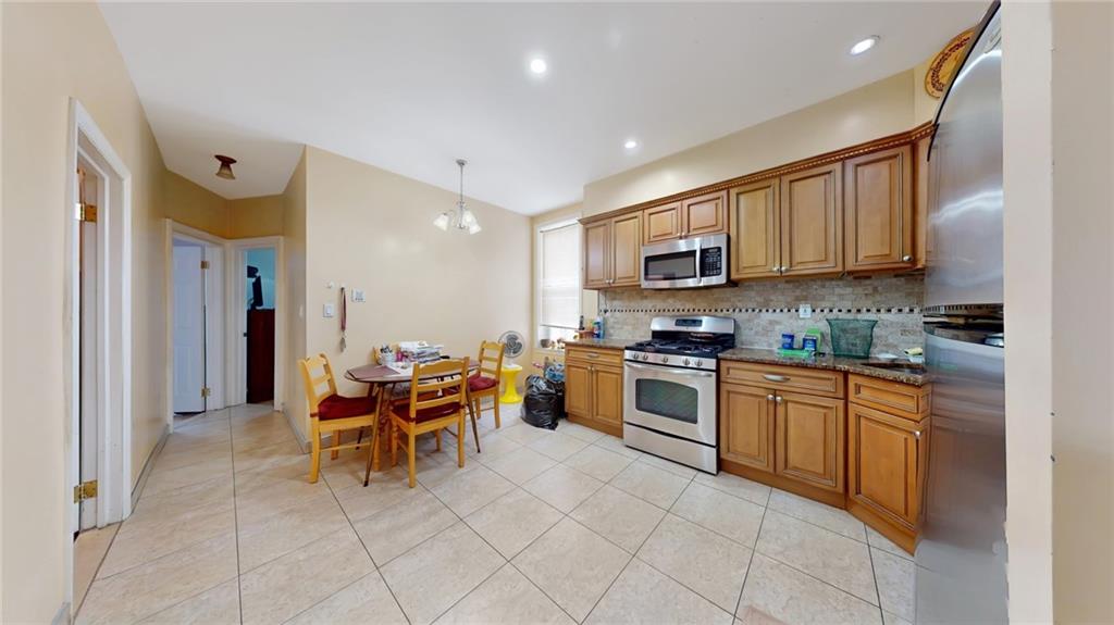 32-87 38th Street, Astoria, New York, 11103 image 8