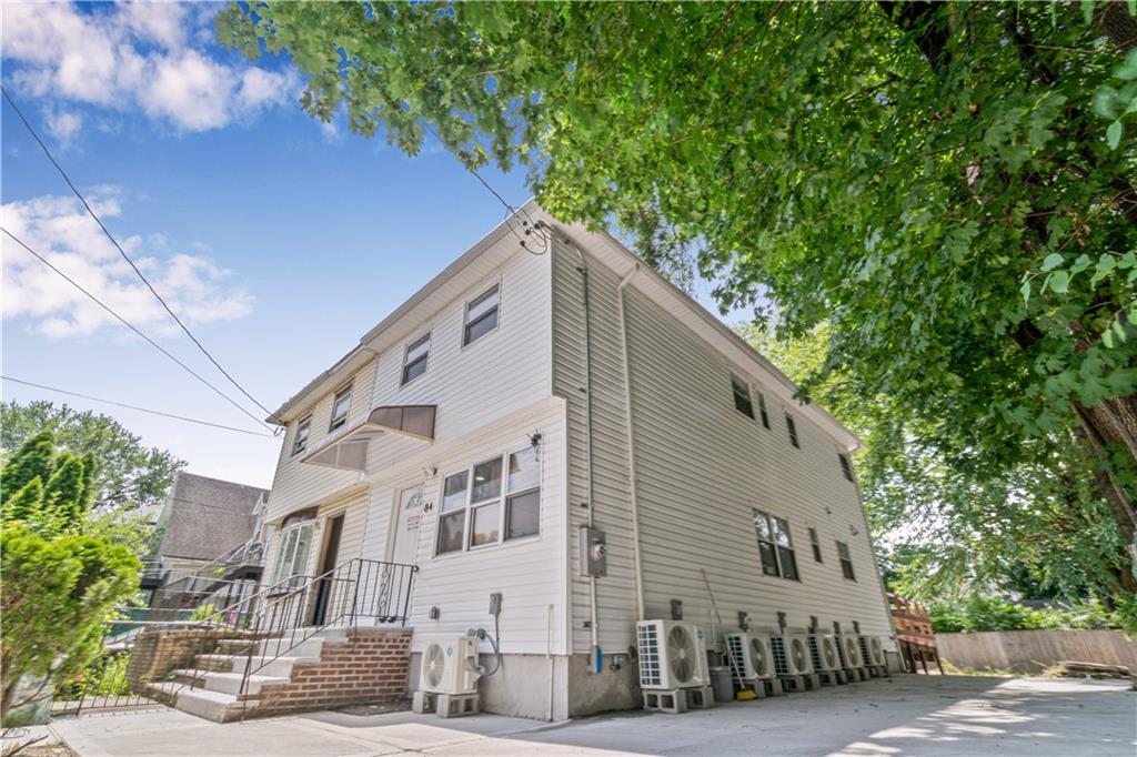 84 Elm Street, Staten  Island, New York, 10310