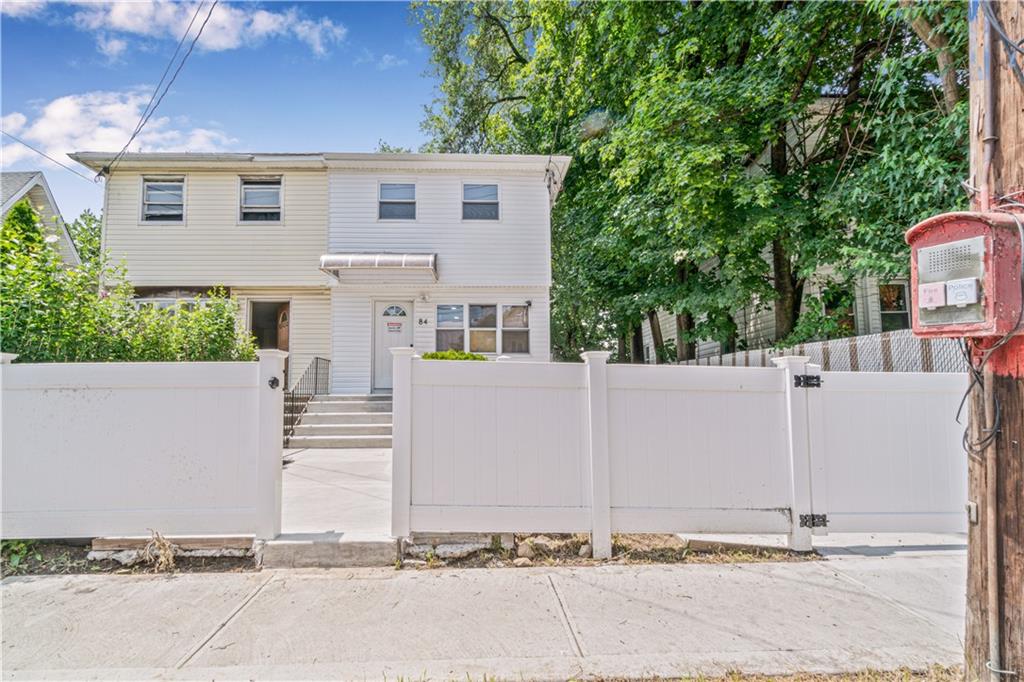 84 Elm Street Image 3