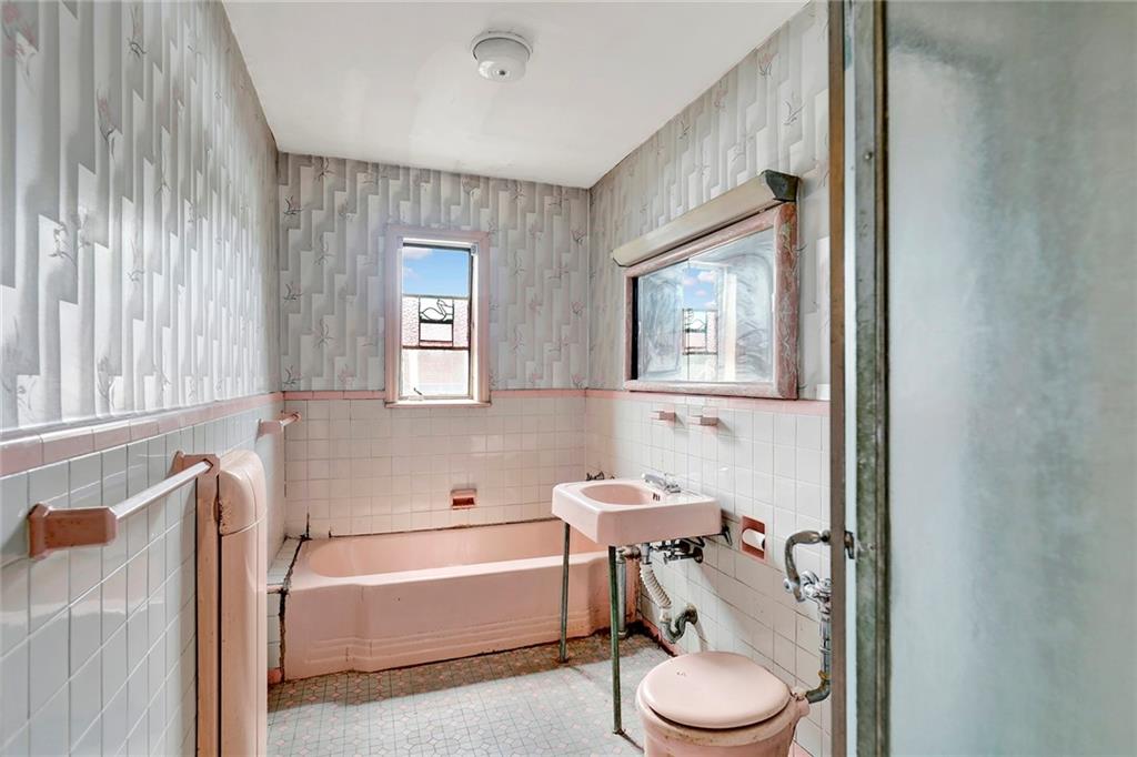 1701 Gerritsen Avenue, Brooklyn, New York, 11229 image 21