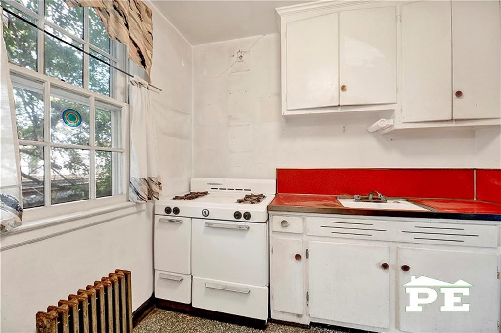 2136 East 16th Street, Brooklyn, New York, 11229 image 12