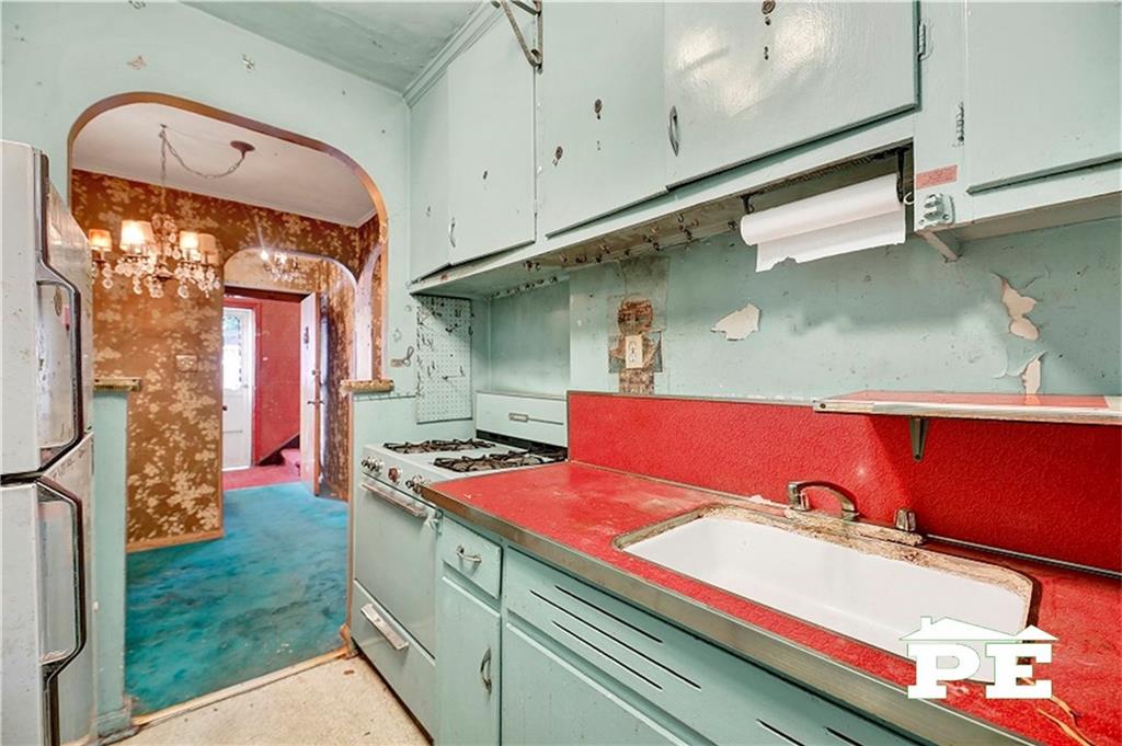 2136 East 16th Street, Brooklyn, New York, 11229 image 26