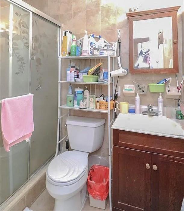 207 Bay 38th Street 3B Image 4