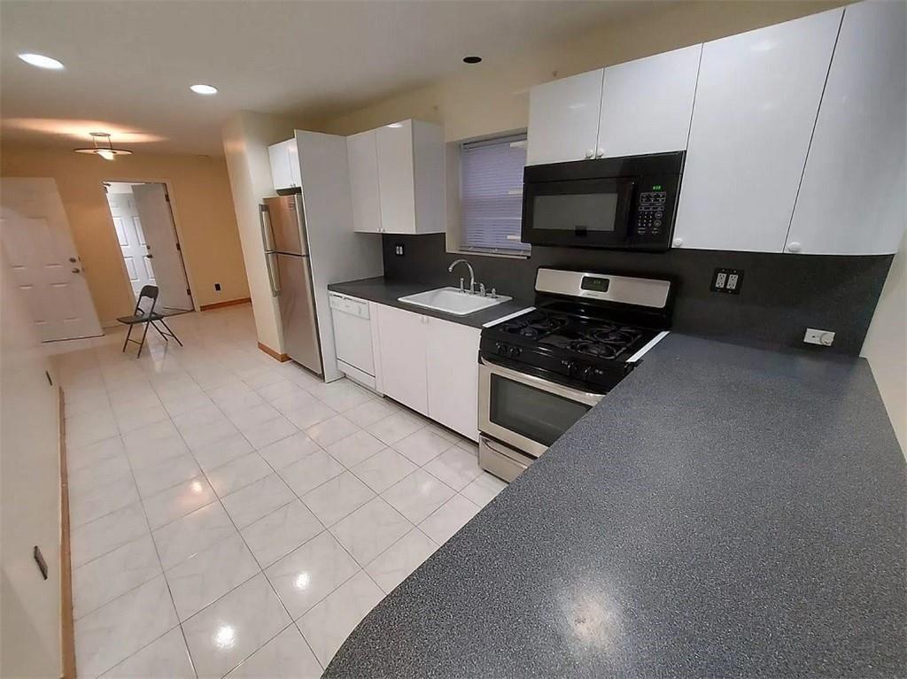 472 Lake Street, Brooklyn, New York, 11223 image 17
