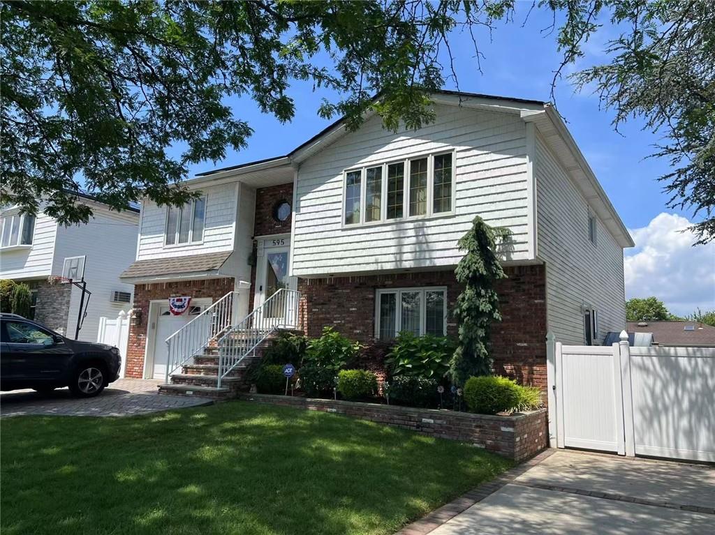 595 Sheldon Avenue, Staten Island, New York, 10312