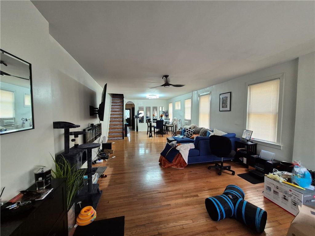 1672 East 46th Street Image 4