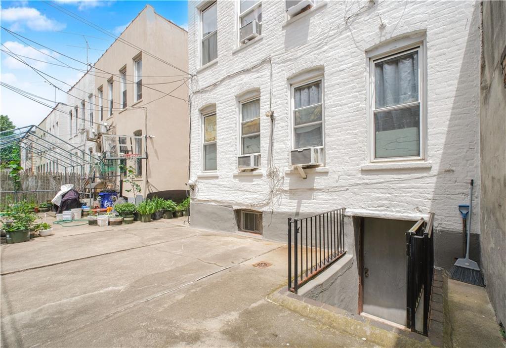 1972 64th Street, Brooklyn, New York, 11204 image 27