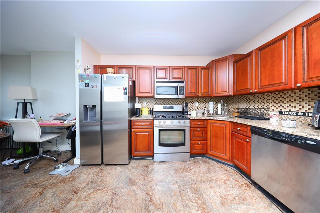 424 43rd Street, Brooklyn, New York, 11232 image 25
