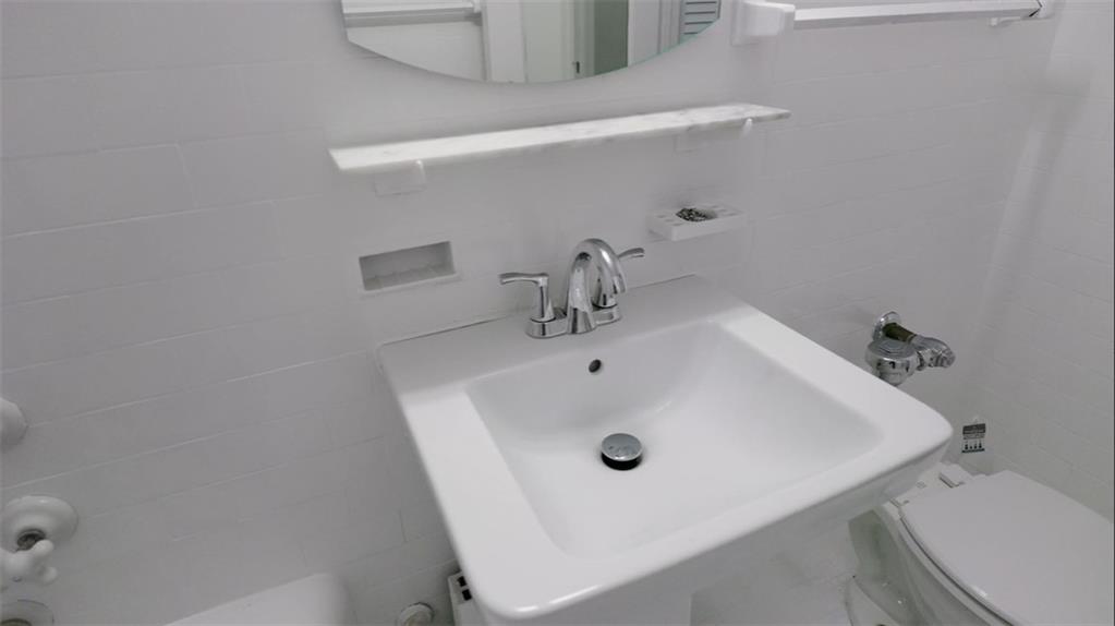 353 West 56th Street 2D, Manhattan, New York, 10019 image 12