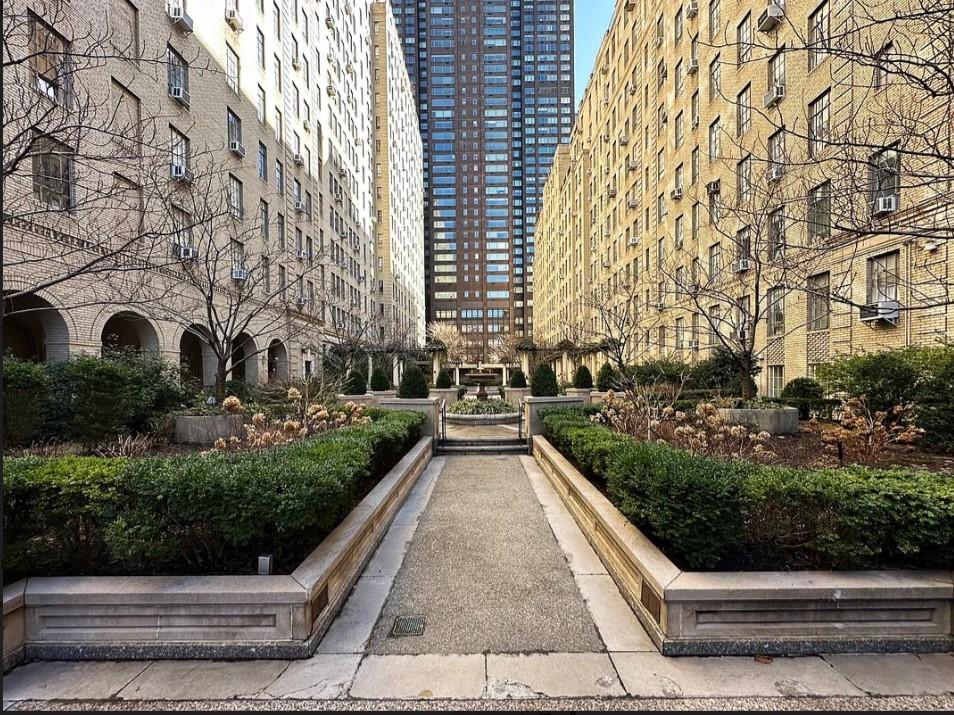353 West 56th Street 2D, Manhattan, New York, 10019 image 18