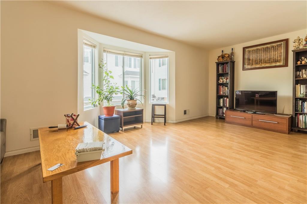 270 Aspen Knolls Way, Staten  Island, New York, 10312 image 11