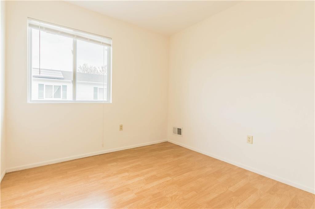 270 Aspen Knolls Way, Staten  Island, New York, 10312 image 16