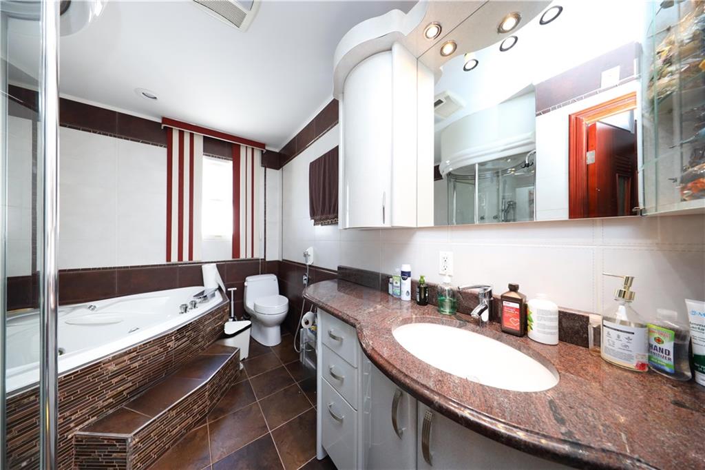 579 Greeley Avenue, Staten  Island, New York, 10306 image 15