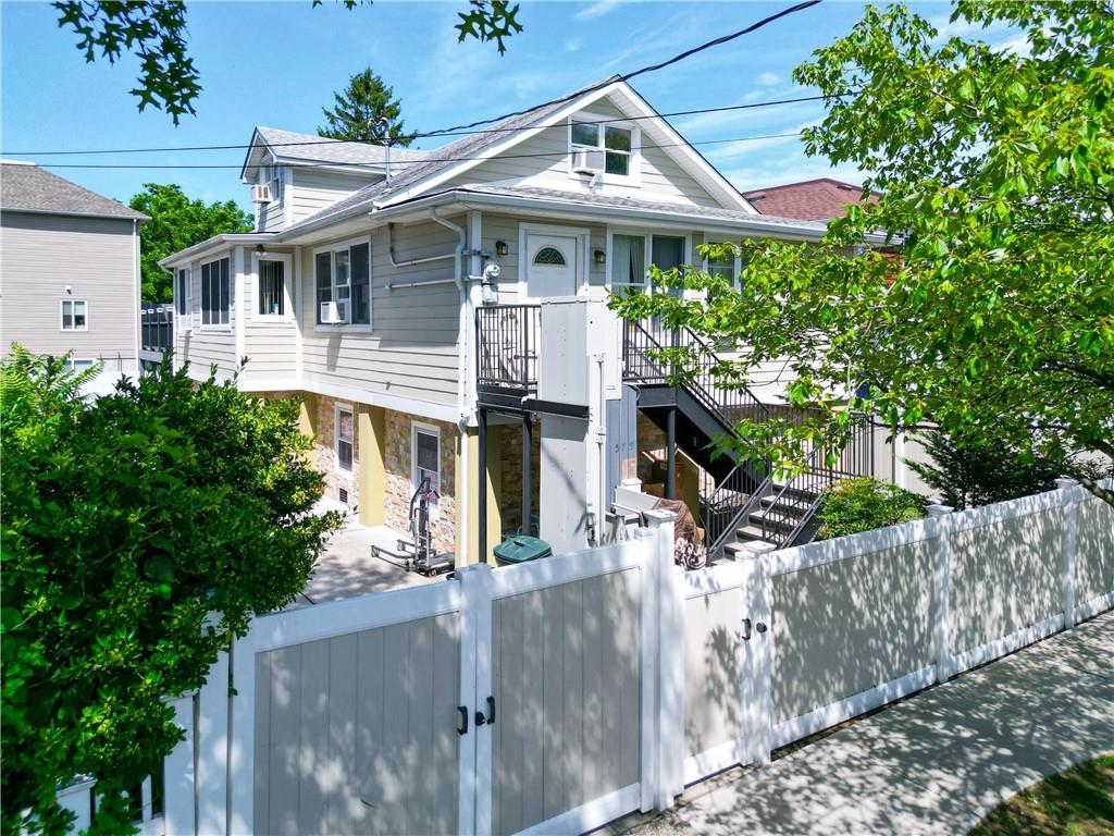579 Greeley Avenue, Staten  Island, New York, 10306 image 28