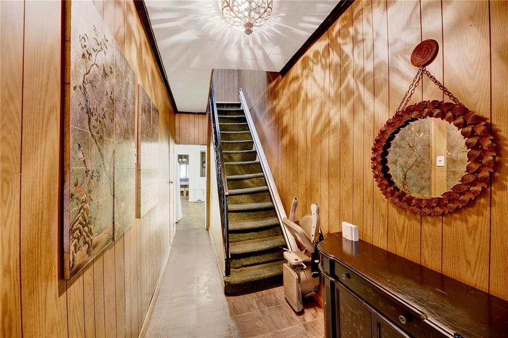 2111 65th Street Image 3