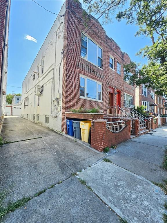 1949 West 11th Street Image 2