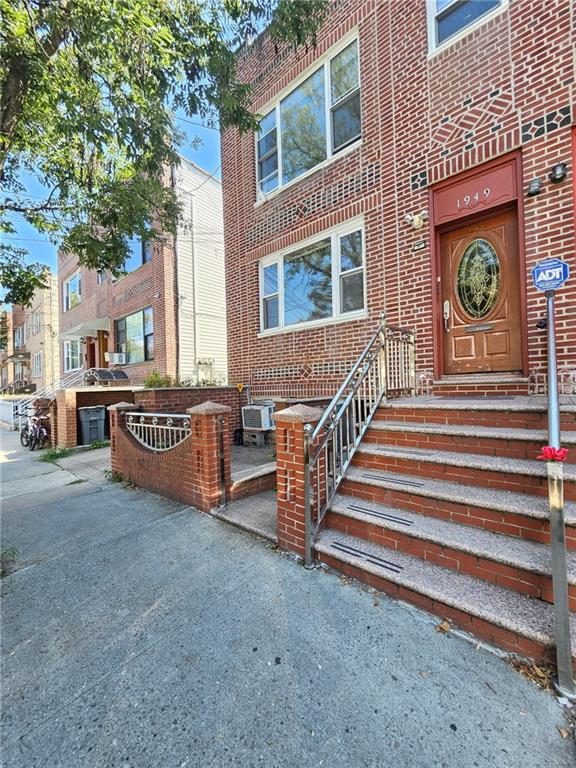 1949 West 11th Street, Brooklyn, New York, 11223