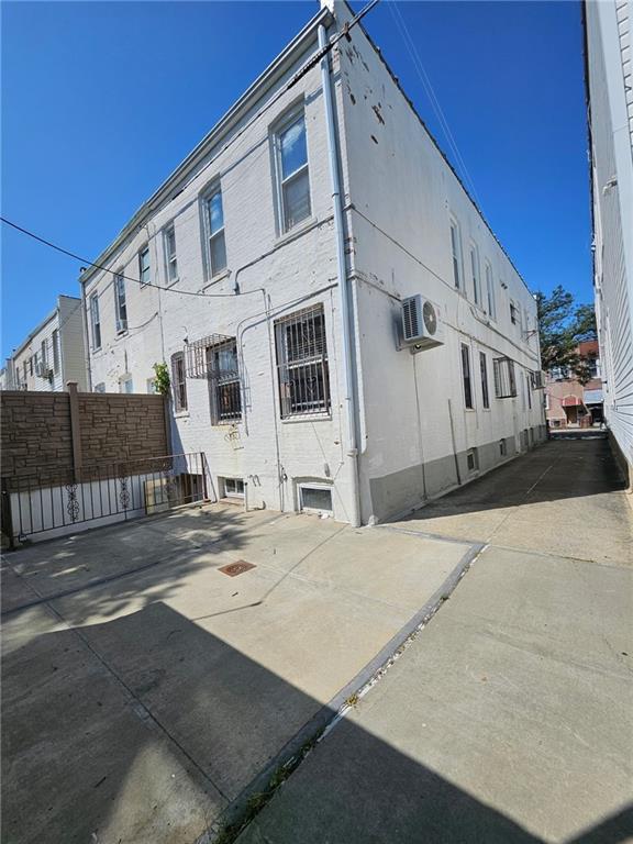 1949 West 11th Street, Brooklyn, New York, 11223 image 25