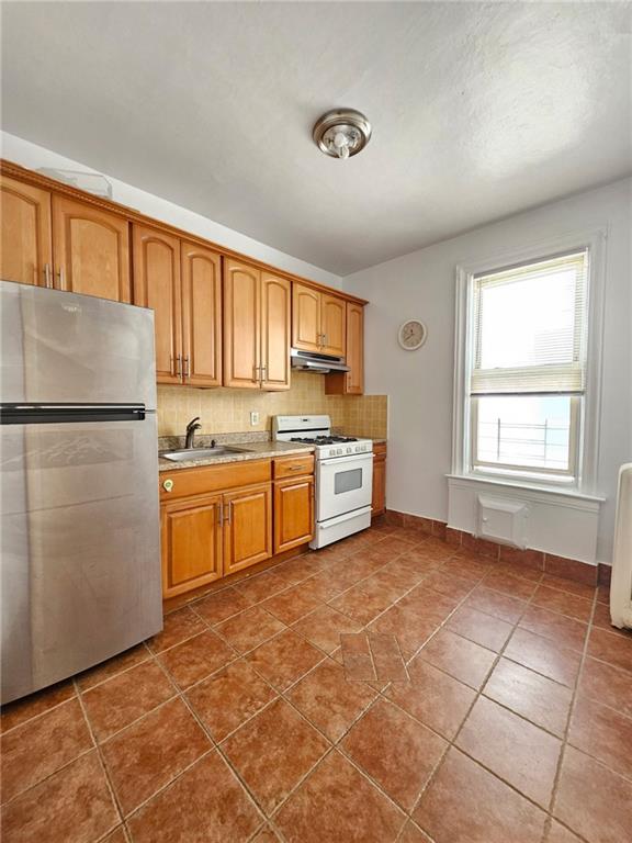 1949 West 11th Street Image 4