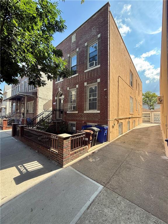 1623 West 8th Street Image 2