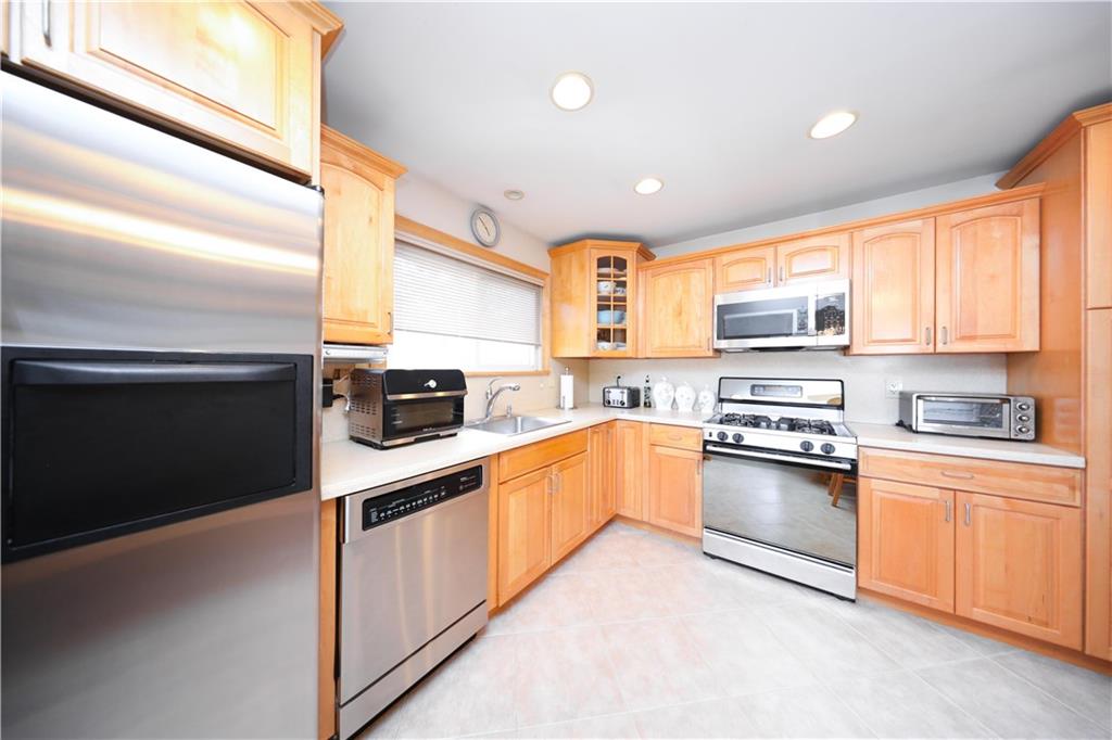 20 Toddy Avenue, Staten  Island, New York, 10314 image 16
