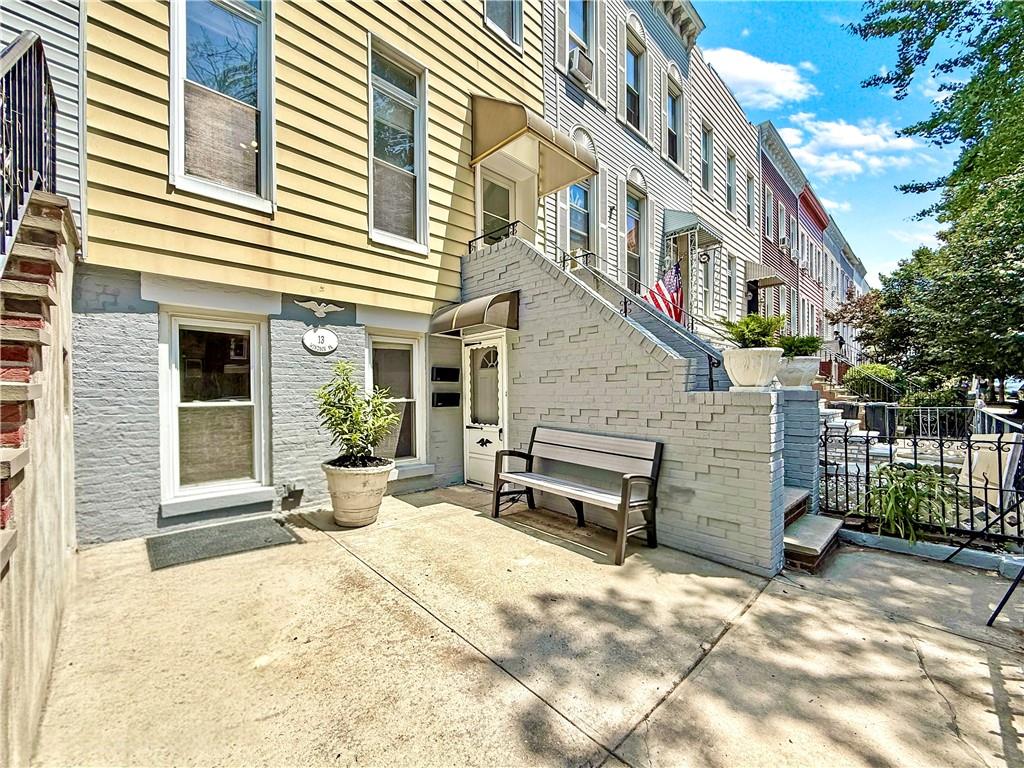 13 Windsor Place Image 3
