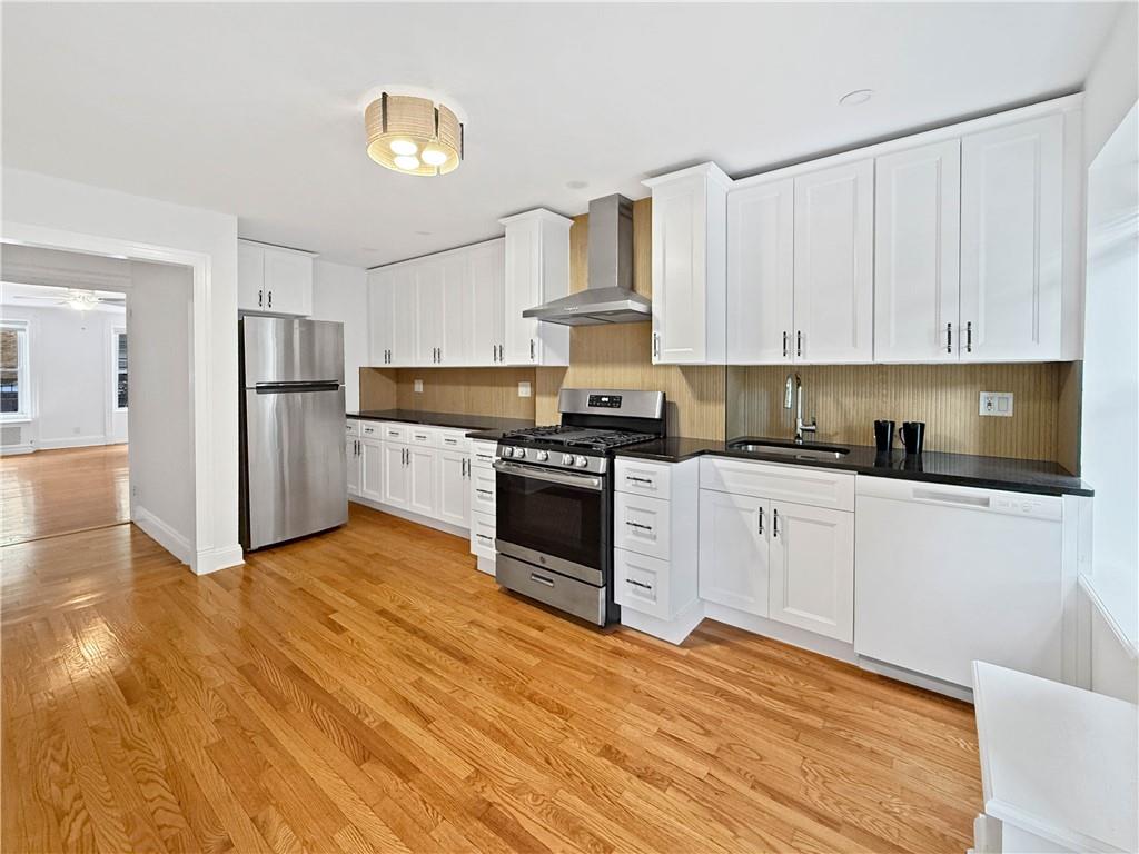 13 Windsor Place, Brooklyn, New York, 11215 image 9