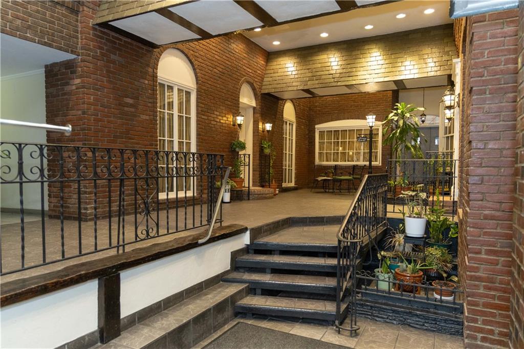 215 East 24th Street 314 Image 4